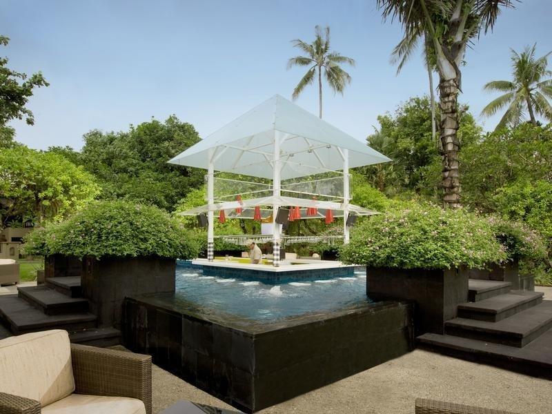 Resort Segara Village 4*